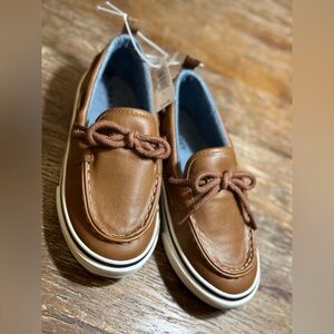 Boys boat shoes loafers brown leather Old Navy size 9 toddler slip on